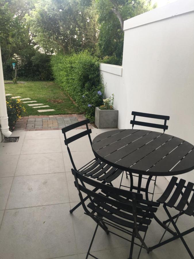 Table Mountain Guest Cottage With Private Garden Kapstadt Exterior foto